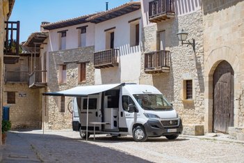 Kastenwagen Benimar 116 UP zu vermieten in Mutxamel