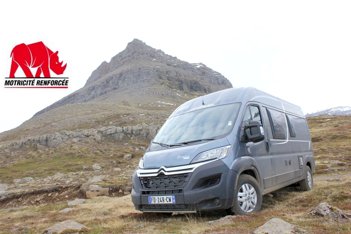 Fourgon aménagé Pössl 2 Win Plus en location à Villemoirieu