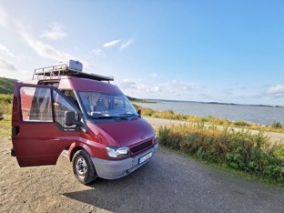 Fourgon aménagé Autostar Transit 2,0 l 155 ch en location à Brühlervorstadt
