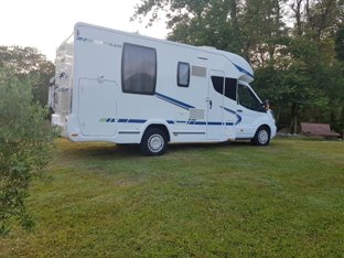 Location De Camping Cars Et Vans Tarbes Yescapa