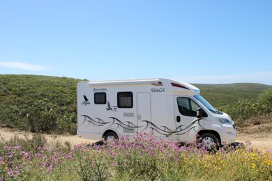 Camping-car Profilé Rimor ÁGUIA en location à Fernão Ferro