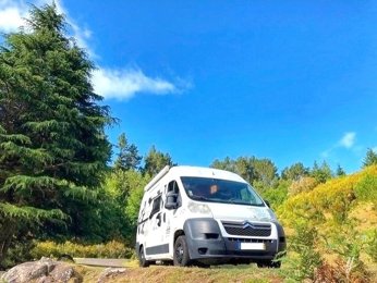 Fourgon aménagé Citroen Jumper 2,0 l 130 ch en location à Funchal