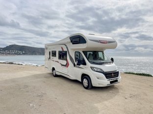 Alquiler de Autocaravanas y Furgonetas Camper D nia Yescapa