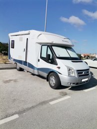 Teilintegriertes Wohnmobil Hobby Transit 2,2 l TDCi 120 ch. zu vermieten in Valado Dos Frades