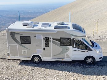 Autocaravana Perfilada Chausson 720 En alquiler en Saint-Julien-Lès-Russey