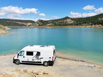 Kastenwagen Mclouis 3 Maxi S-Line zu vermieten in Riudarenes