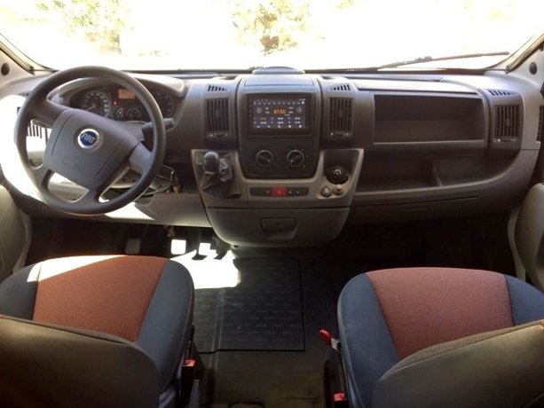 Vermietung von Alkoven Wohnmobil