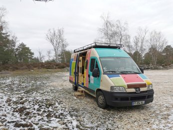 Camper gran volumen Peugeot Boxer 2,2l 120 ch En alquiler en Lagny-Sur-Marne