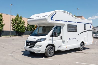 Autocaravana Capuchina Mclouis  En alquiler en Zemst