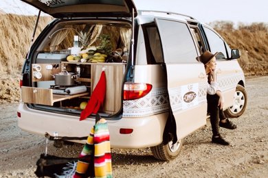 Furgão Surf Camper - Malaga Toyota Previa em aluguer em Málaga