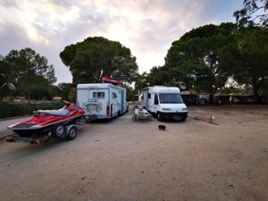 Low profile motorhome rental - Rui