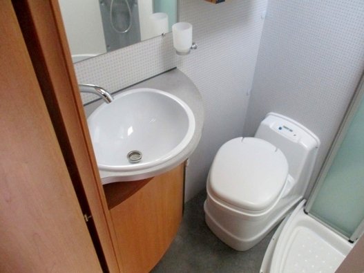 Aluguer de Autocaravana capucino Bavaria A72 Bt