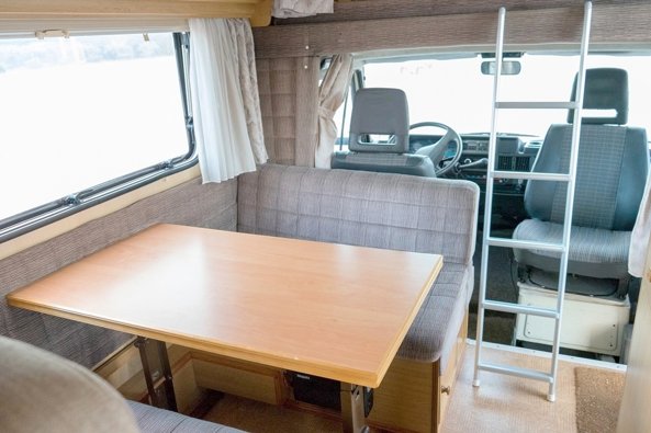 Aluguer de Autocaravana capucino Fiat 290