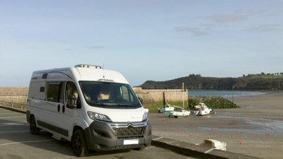 Fourgon aménagé POSSL 2WINR en location à Pludual