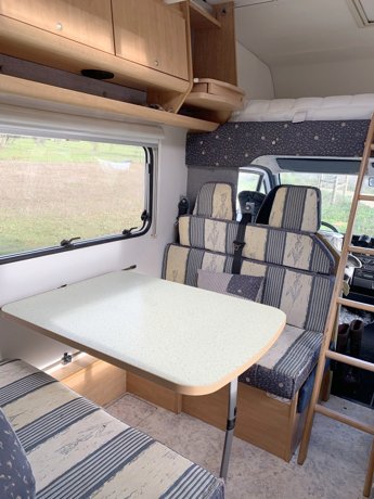 Vermietung von Alkoven Wohnmobil