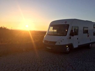 Autocaravana Integral Pilote Ifi2 em aluguer em Rio Tinto