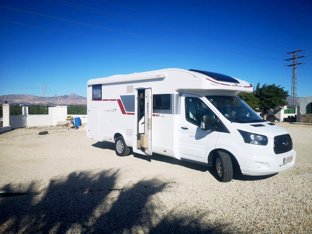 Wohnmobil Teilintegriert Roller Team 284 Tl zu vermieten in Redován