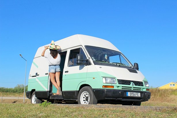 Alquiler camper Rio Mouro - Renault Trafic 1995 | Yescapa
