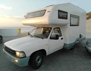 Camper Mansardato Frankia Hilux condiviso a Bajouca