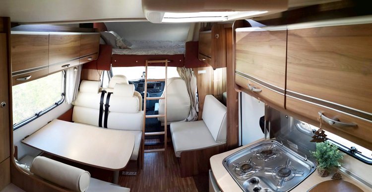 Rental Coachbuilt motorhome