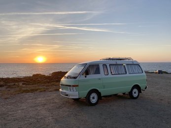 Van VL Vanette en location à Lisboa