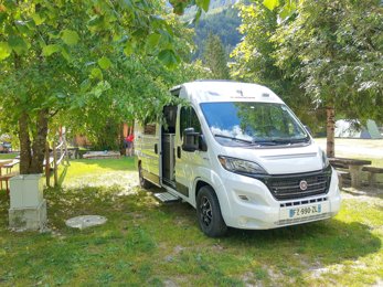 Fourgon aménagé RANDGER R600 en location à Aix-En-Provence