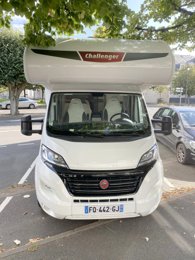 Autocaravana Capuchina Challenger C256 VIP En alquiler en Auvers-Sur-Oise