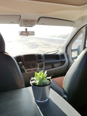 Viaggio del Camper Mansardato