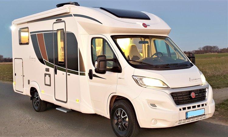 Viaggio del Camper Profilato