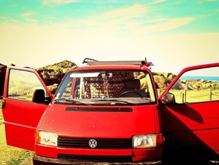 Converted van Volkswagen Transporter For rent in Porto