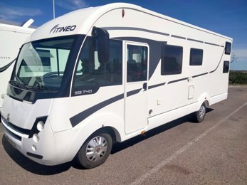 Vollintegriertes Wohnmobil Itineo Itineo sb 740 zu vermieten in Beuzeville-La-Grenier