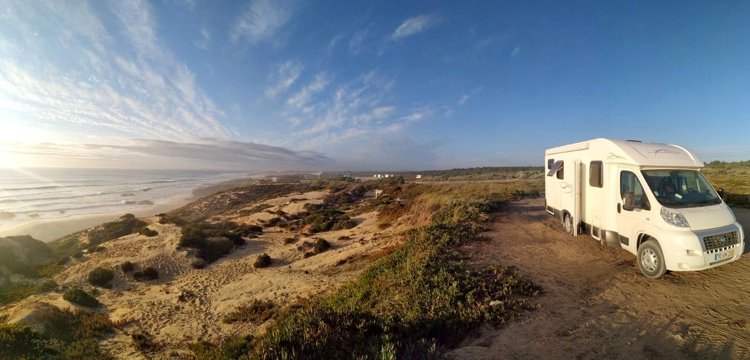Lloguer de la Autocaravana perfilada