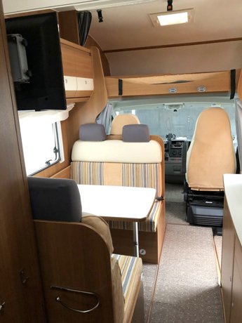 Vermietung von Alkoven Wohnmobil