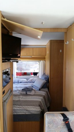 Viaggio del Camper Mansardato