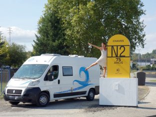 Fourgon aménagé Fiat Ducato en location à Samouco