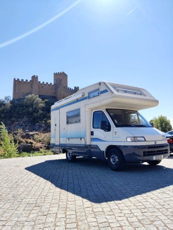 Vermietung von Alkoven Wohnmobil