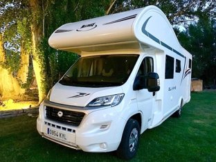 Motorhome Coachbuilt Mclouis Glamys 823 For hire in Sanjenjo