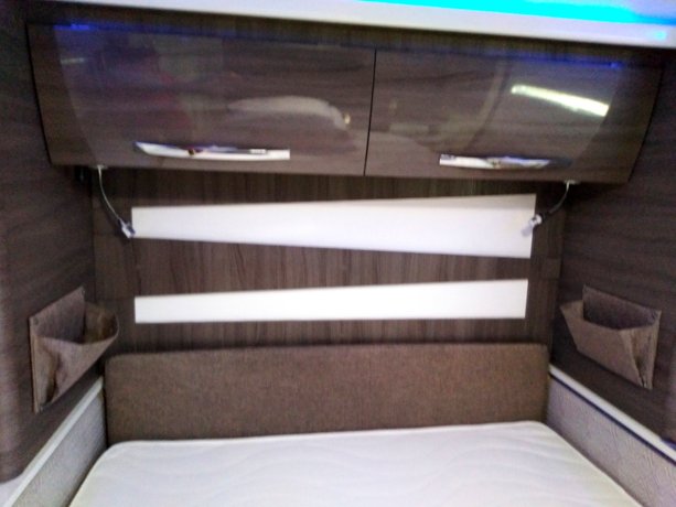 Viaggio del Camper Semintegrale