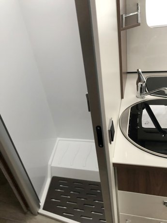 Alquiler de la Autocaravana Perfilada