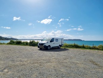 Campingbus Renault Trafic III zu vermieten in Saint-Sébastien-Sur-Loire
