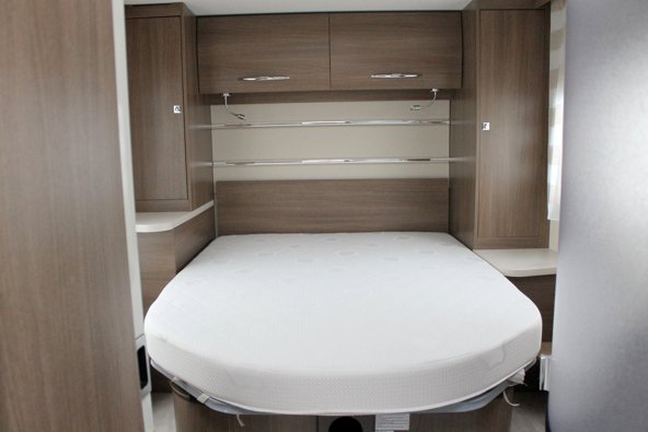 Aluguer de Autocaravana Perfilada Chausson 718Eb Flash