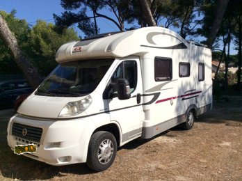 Teilintegriertes Wohnmobil Adria 650 Sf zu vermieten in Carry-Le-Rouet
