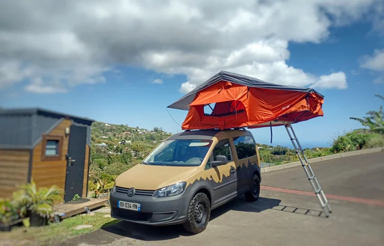 Caddy 5 places avec tente de toit