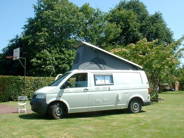 Location Fourgon Amenage Bourneau Fourgon Amenage T5 1 9 L 102 Ch Version Allongee 04 Yescapa