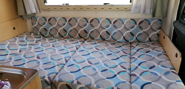 Vermietung von Alkoven Wohnmobil