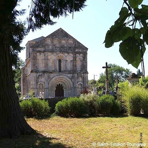 Petit-Palais-et-Cornemps : ses églises romanes - Location de camping-cars