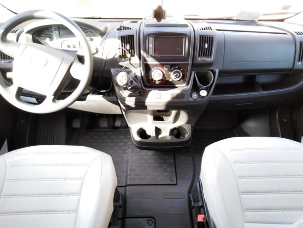 Viaggio del Camper Semintegrale