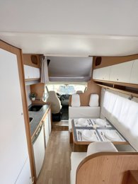 Alkoof camper Moncayo Silver 760 2,3 l 130 ch Te huur in Mairena Del Aljarafe