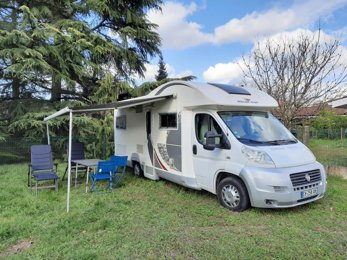 Autocaravana Perfilada Roller Team T line 2,3 l 130 ch En alquiler en Bègles