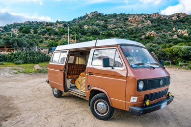 Otro Volkswagen T3 En alquiler en Bari Sardo